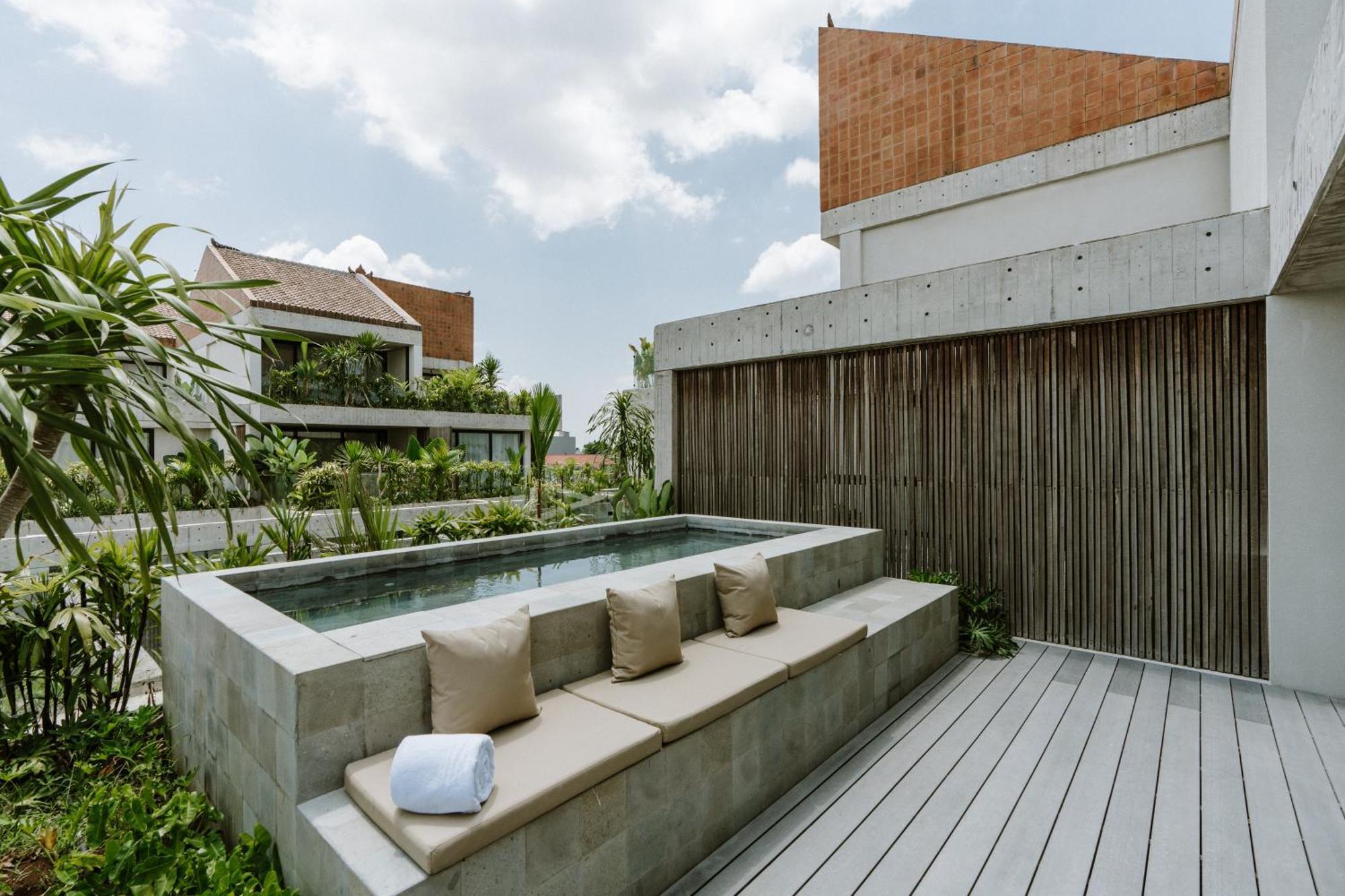 The Komu Canggu  Exterior photo